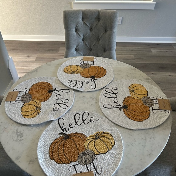 Hello Fall Pumpkin Placemat - Set of 4 - Picture 2 of 2